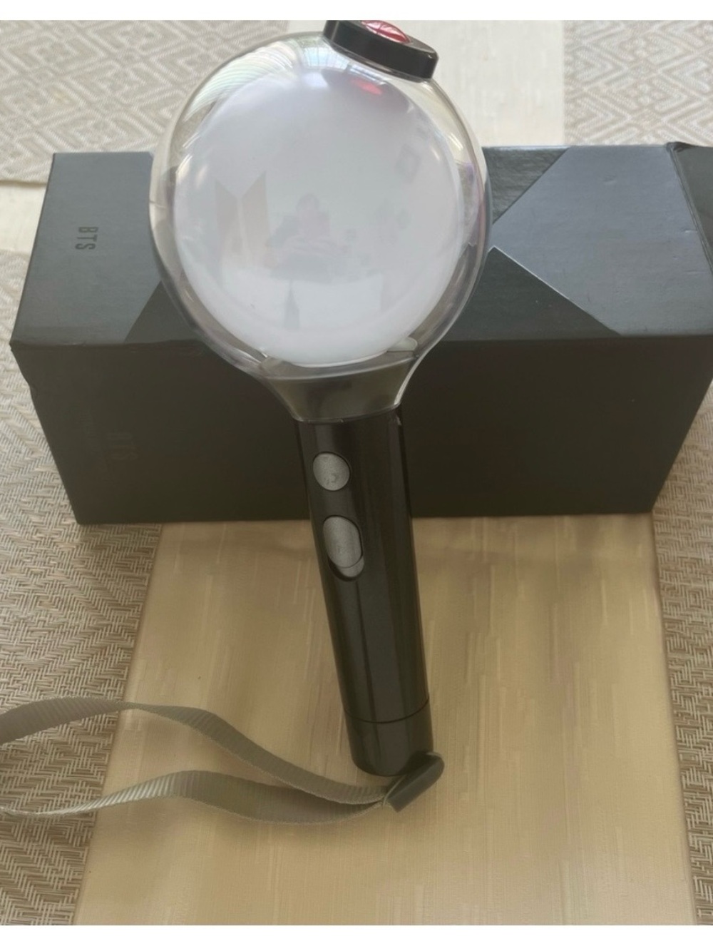 BTS Official Light Stick (Army Bomb) - Black and White